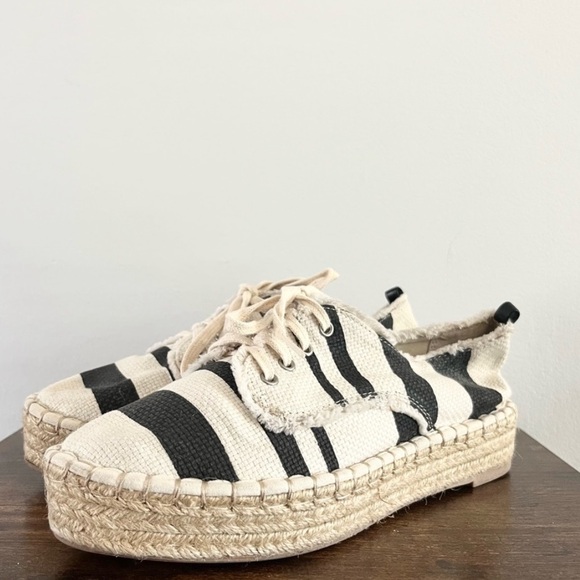 DV Dolce Vita Striped Canvas Espadrille Platform Lace Up Shoes Women's S… - Picture 1 of 5